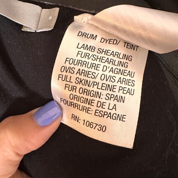 Vince Lamb and Shearling reversible coat.  Open shawl style with pockets, black - Picture 2 of 6